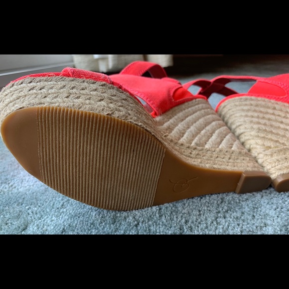 Rachel Roy pink wedge sandals - Picture 6 of 7